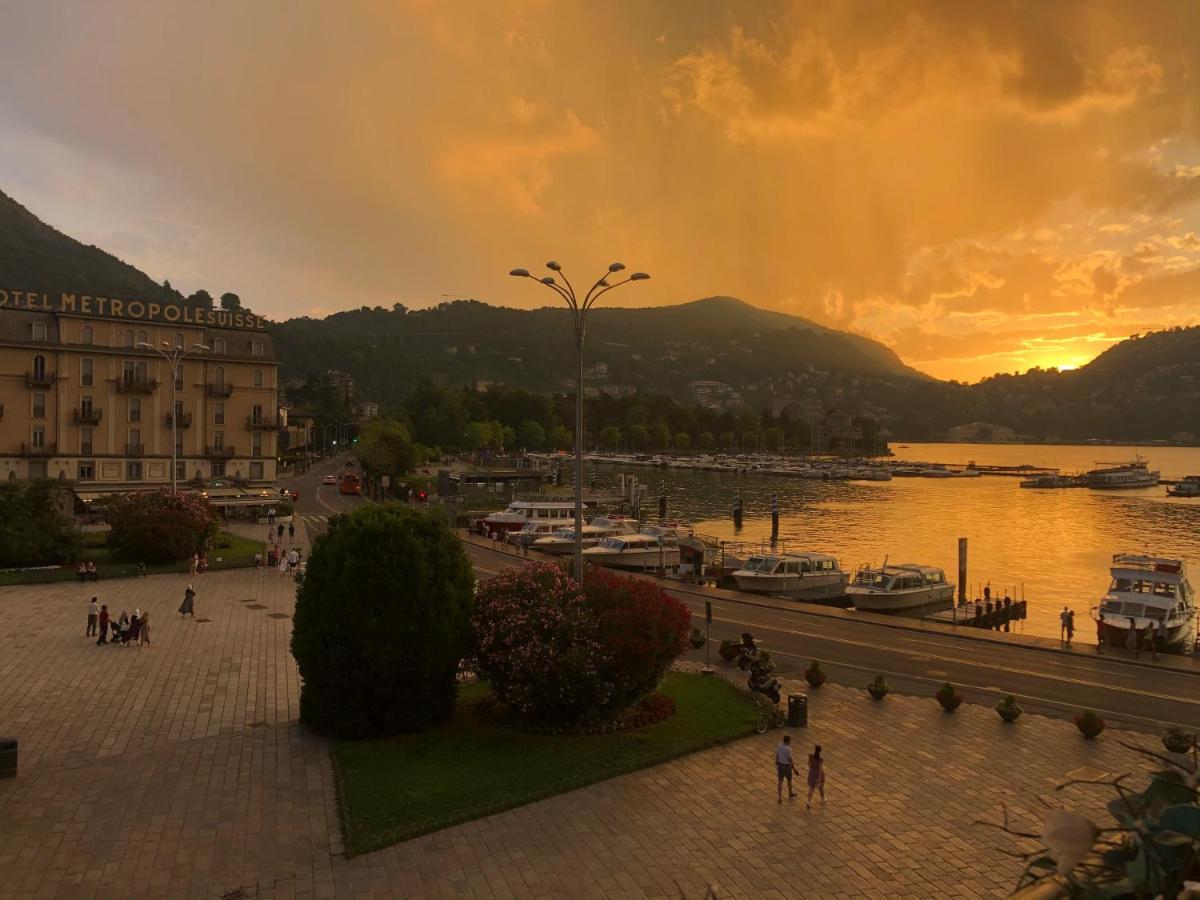 Piazza Cavour - Lake View Apartment Como Buitenkant foto